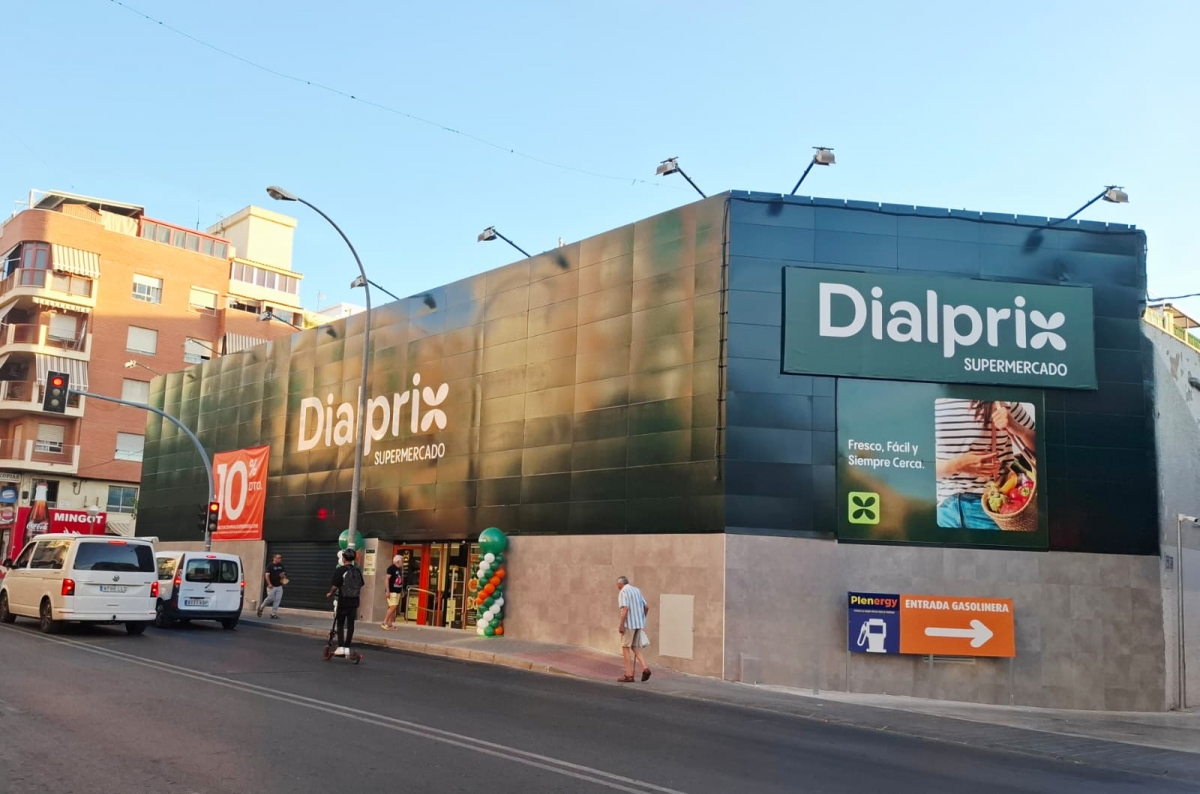 Musgrave reabre su tienda del barrio de Altozano en Alicante tras inyectar 760.000€ en su reforma