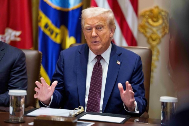 Trump insta a la UE a imponer aranceles de hasta el 100% a China e India para que obliguen a Putin a negociar