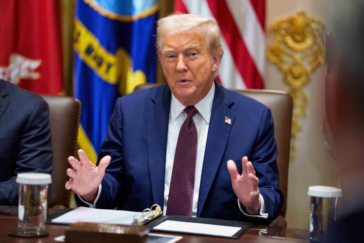 Trump insta a la UE a imponer aranceles de hasta el 100% a China e India para que obliguen a Putin a negociar