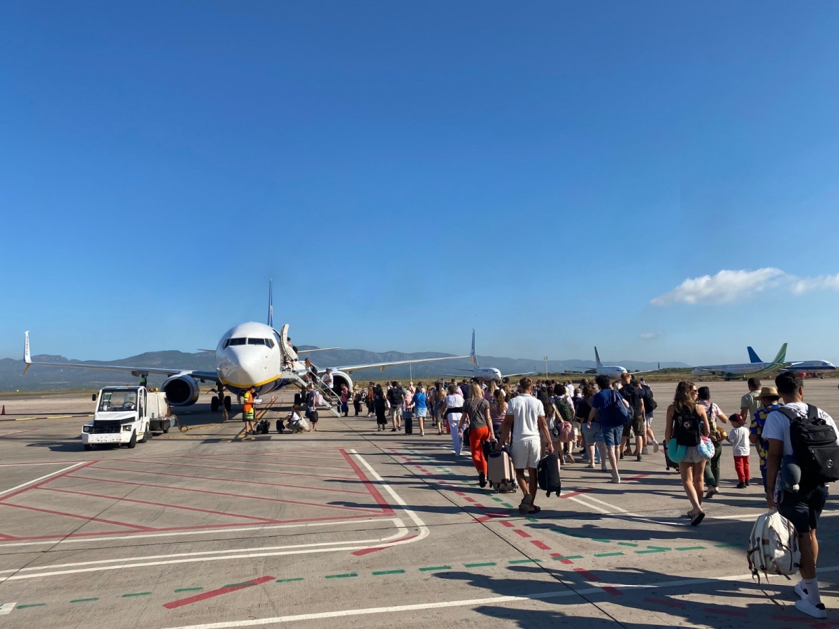 El aeropuerto de Castellón saca pecho ante Aena: récord estival con 45.000 pasajeros en agosto
