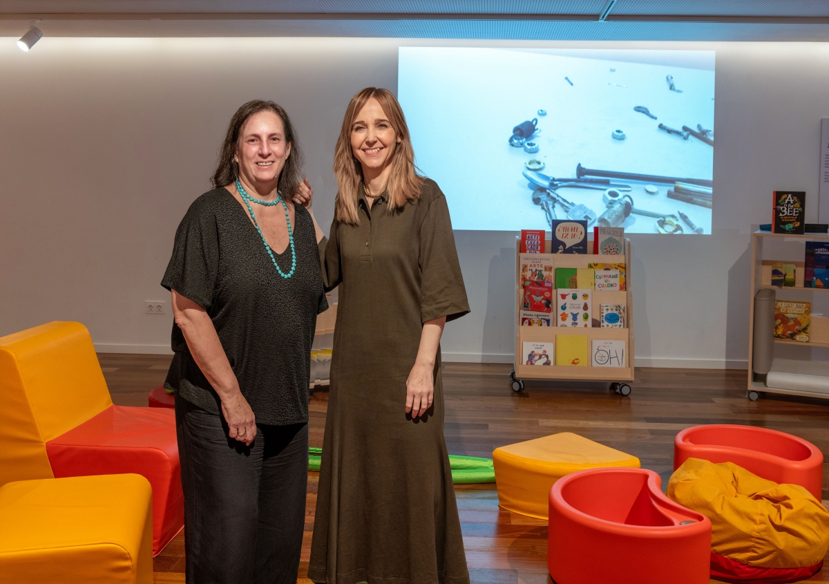 Pilar Tébar y Blanca de la Torre.