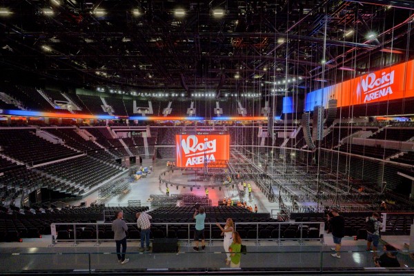 Roig Arena: el espectáculo también está sobre la mesa y tiene carácter valenciano 