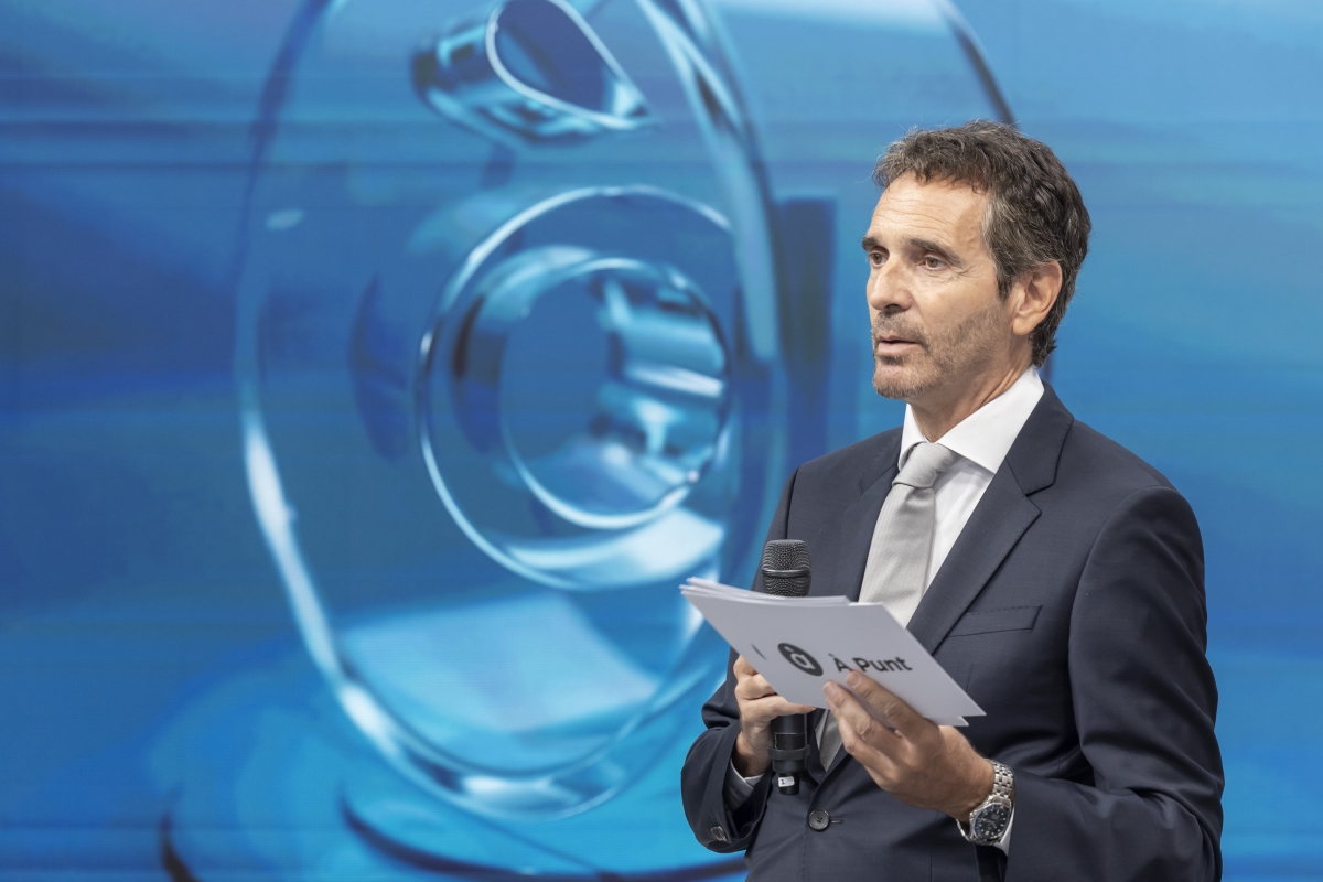 Vicente Ordaz, durante la presentación de la temporada de À Punt. - Foto: MIGUEL LORENZO Vicente Ordaz, durante la presentación de la temporada de À Punt.