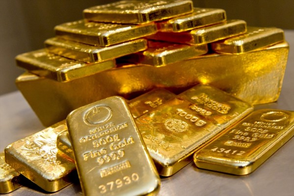 Goldman Sachs ve el oro rozando los 5.000 dólares para mediados de 2026 si Trump logra 'asaltar' la Fed