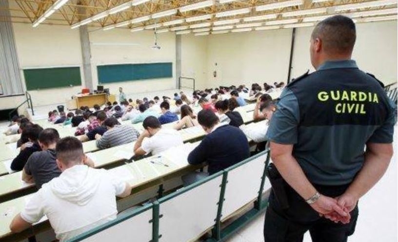 Más de 1.700 personas opositan este sábado en la Región para obtener plaza en la Guardia Civil