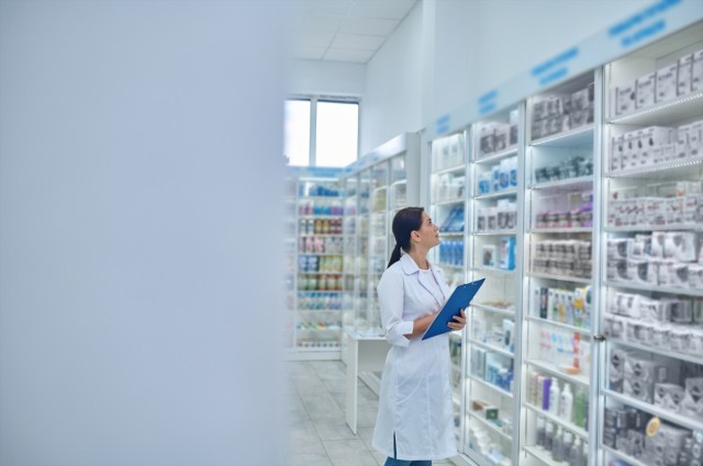 El Consell incrementa en más de 5 millones las ayudas a vulnerables para compensar gastos en tratamientos farmacéuticos