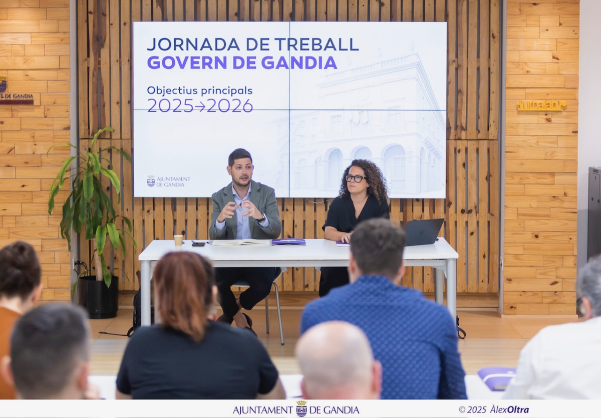 El Govern de Gandia celebra una jornada de treball per a fixar les bases del pressupost de 2026