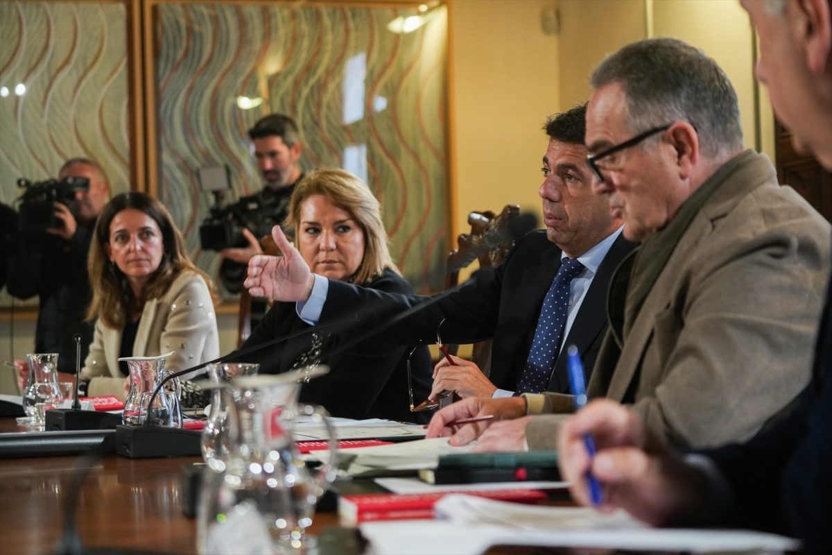 Vivienda y Reconstrucción, dos áreas que apuntan a ser los pilares de la futura remodelación del Consell de Mazón