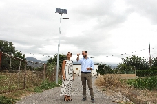 Castelló instala un total de 17 nuevos puntos de alumbrado en una decena de caminos de la Marjalería
