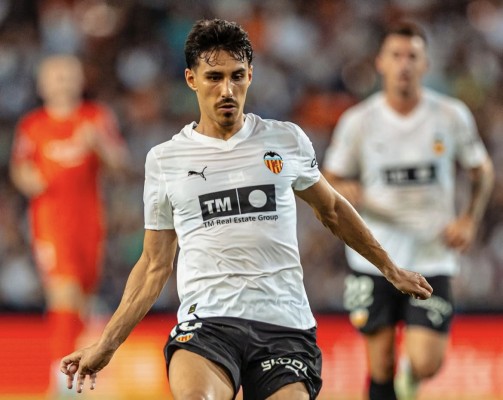 El Valencia CF lo tiene claro con Almeida: solo renovará por méritos deportivos 