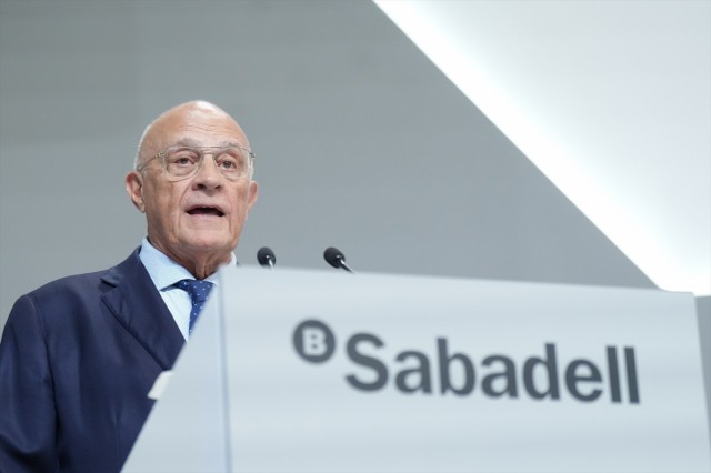 El consejo de administración de Sabadell rechaza por unanimidad la opa de BBVA y recomienda no aceptarla