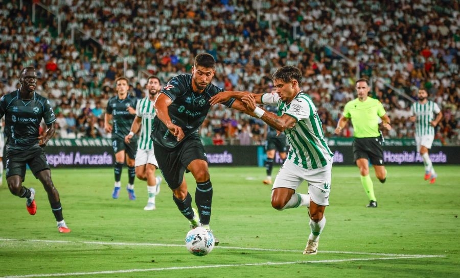 El Castellón se inmola en la segunda parte y sufre la derrota ante el Córdoba