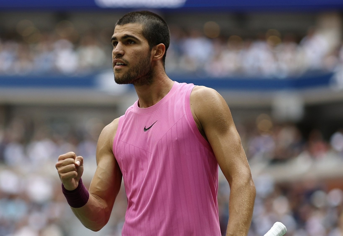 Alcaraz, a la final por la puerta grande: endosa un 3-0 a Djokovic y peleará ante Sinner por su segundo US Open