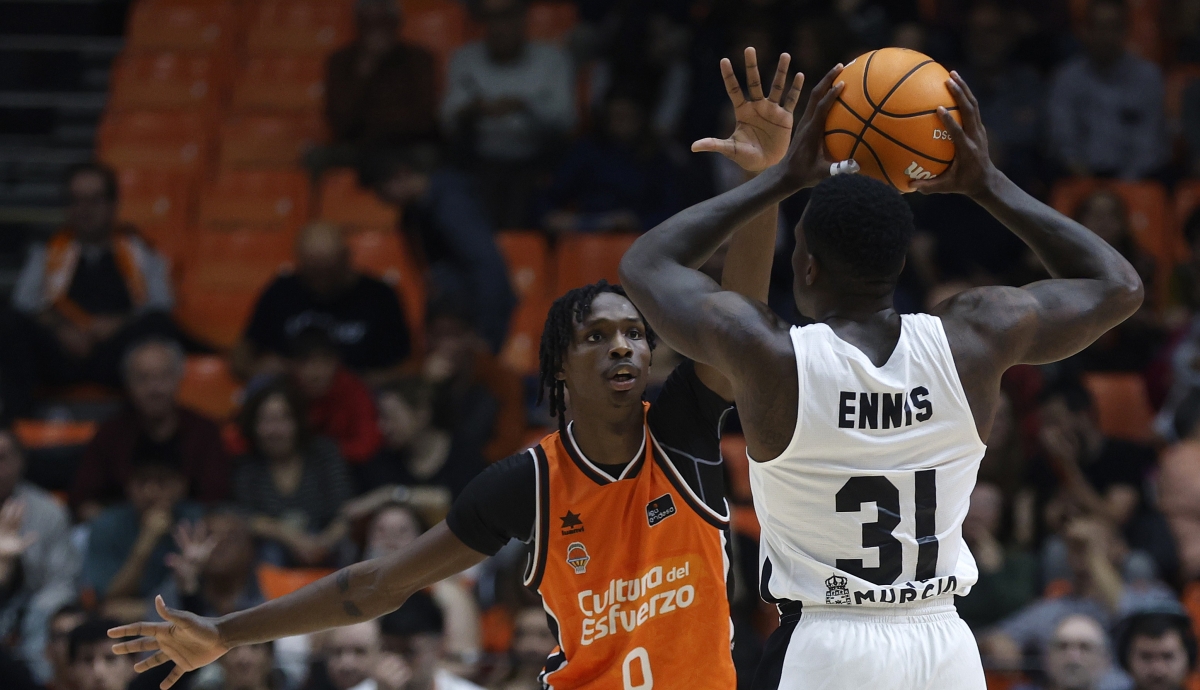 Valencia Basket abre su pretemporada ante UCAM Murcia en Yecla