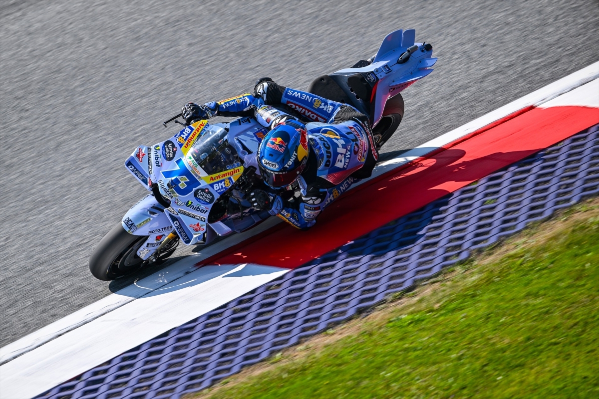 Alex Márquez logra su primera 'pole position' del año y un nuevo récord