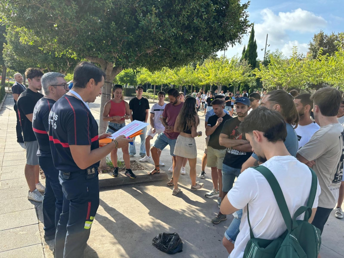 Castelló inicia el proceso selectivo para incorporar a tres nuevos bomberos municipales