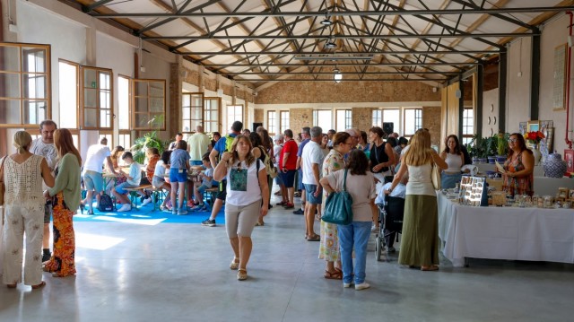 Música, talleres y demostraciones en directo: Onda convierte La Campaneta en un escaparate de cerámica artesanal