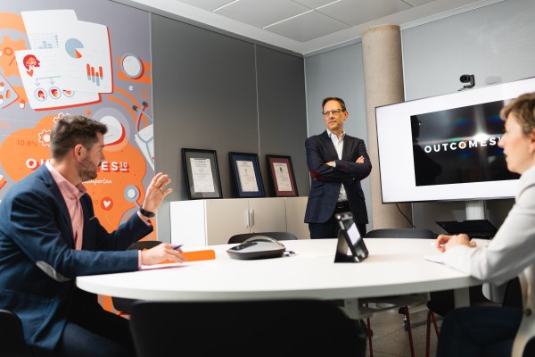 Outcomes'10, empresa de Espaitec, es adquirida por ProductLife Group
