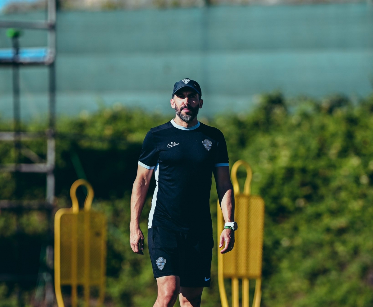 Un rival directo y tres clásicos de la categoría esperan al Elche CF en septiembre