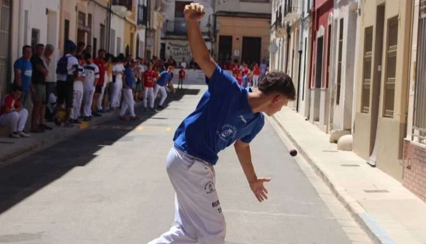 La Generalitat subvenciona con 390.000 euros a Confedecom para fomentar la cooperación entre las federaciones deportivas