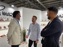 Pablo Ruz visita a las empresas de calzado de Elche en la feria Micam de Milán 