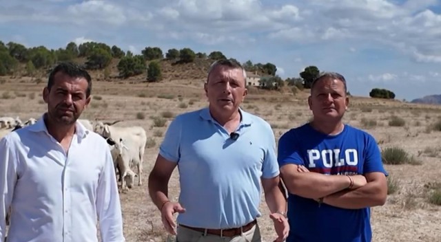 VOX reclama que los ganaderos accedan con sus rebaños a los montes públicos de la Región