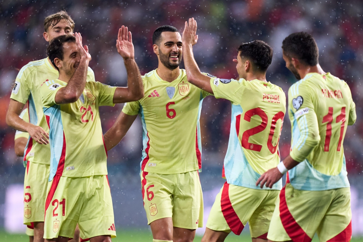 España protagoniza un recital para el recuerdo