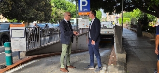 Los parkings de la Glorieta y Saavedra Fajardo lanzarán bonos para aparcar a "precios más económicos"