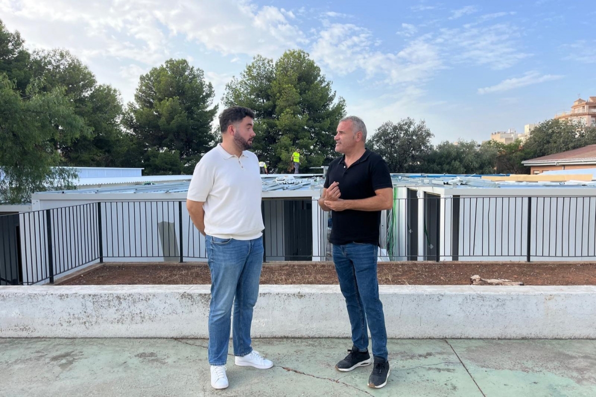 La Vall lamenta que el curso arranca en el CEIP Sant Vicent 