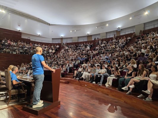 Más de 2.100 Erasmus se incorporan a la Universitat de València en el curso 2025-26