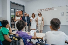 Rovira destaca que el "99,80%" de los alumnos estudiará el idioma elegido y que no habrá segregaciones por lengua 