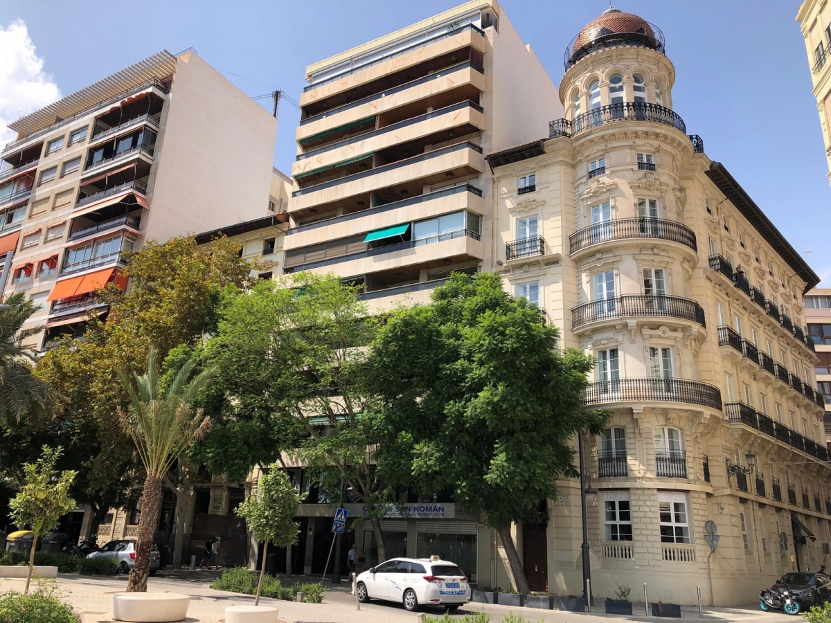 Los inversores vuelven a apostar por la Casa Alberola de Alicante con un hotel apartamento de 38 estancias