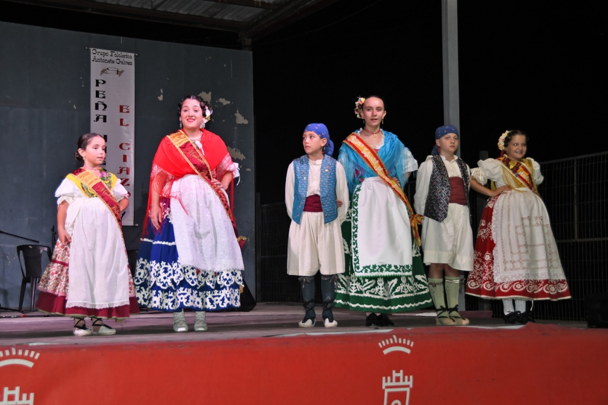De los más pequeños a artistas internacionales: Torreagüera vive un fin de semana folklórico