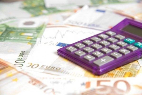 El déficit público crece al 2,34% del PIB hasta julio y el del Estado sube al 2,45% hasta agosto
