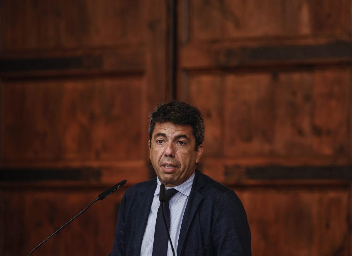 Mazón se traslada a la Vega Baja para seguir la evolución del temporal