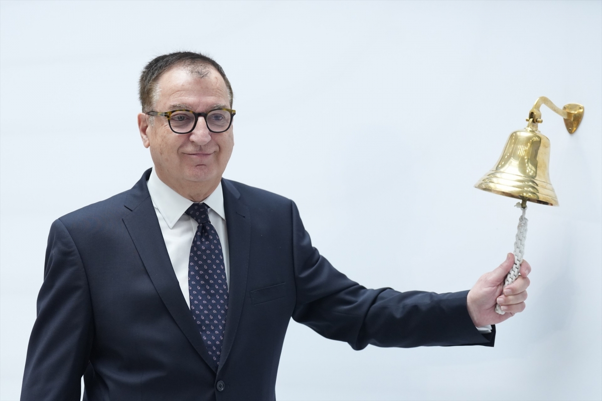 Cirsa sube un 2,6% tras ganar un 7,7% más hasta junio y recortar deuda con la salida a Bolsa