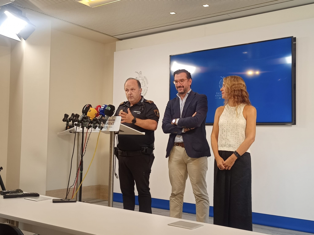 José Fernández Villafranca, José Claudio Guilabert y Asun Brotons -