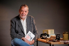 Cartagena Negra recibe este miércoles a Jorge Díaz, integrante de Carmen Mola, con su novela 'El Espía'