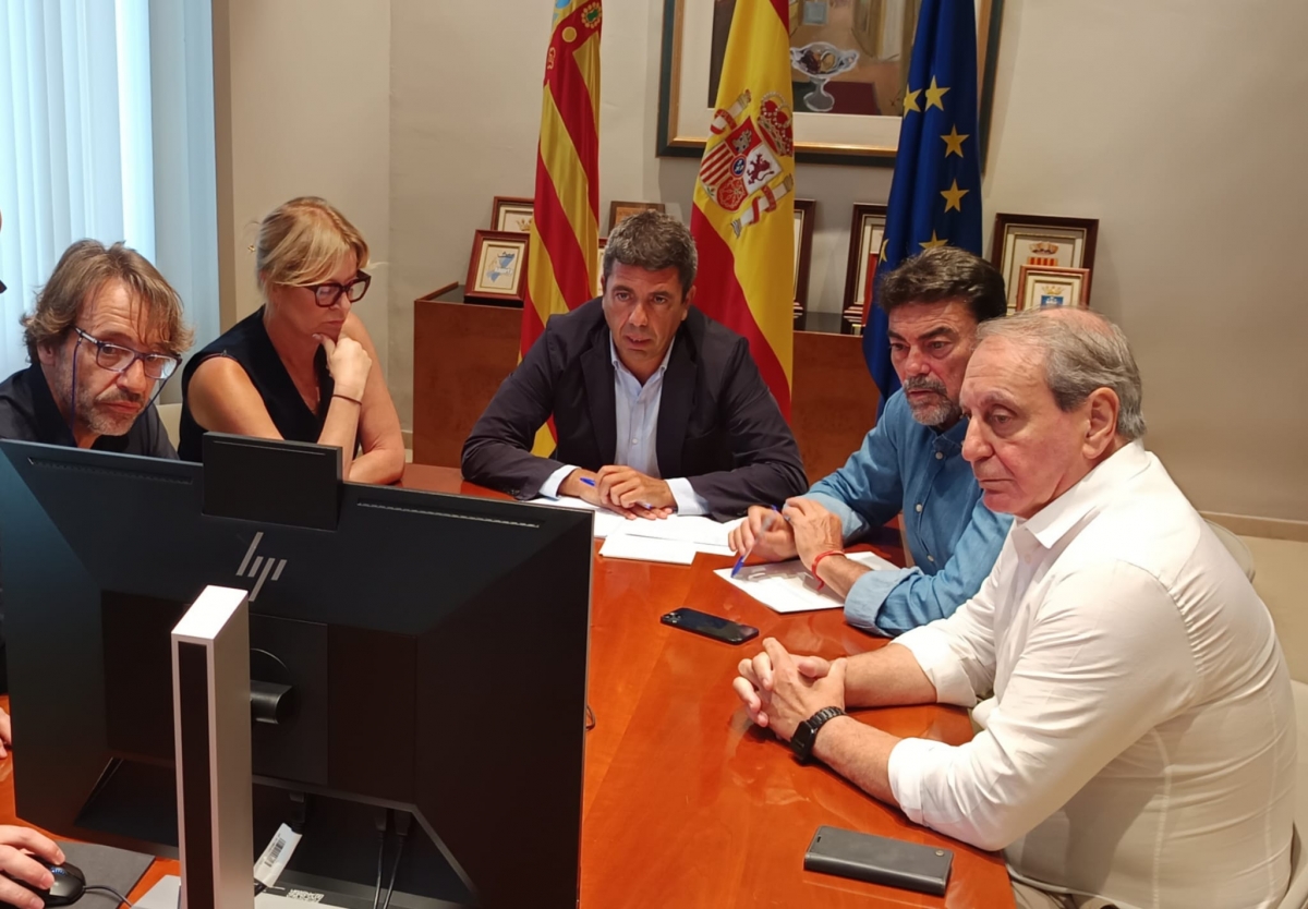 Alicante mantiene hasta esta noche las medidas preventivas ante el riesgo de tormentas