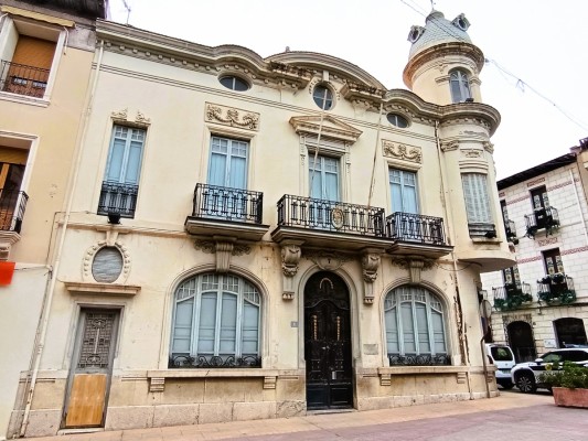 Novelda aprueba el cambio de uso de la Casa Bonmatí: podrá tener un uso polivalente