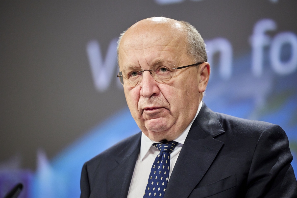 Bruselas asigna a España 1.000 millones de los 150.000 millones en préstamos para Defensa