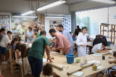 De talleres a un concierto infantil: Onda abre el Museu del Taulell a las familias con 'Crea i Viu'