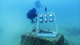 La Vila instala los sensores de alta precisión para controlar la calidad del agua junto al pecio Bou Ferrer 