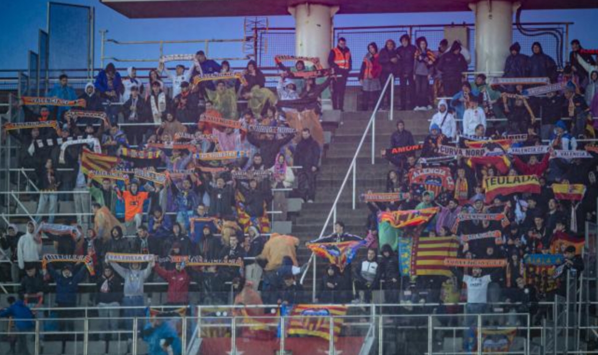 La afición del Valencia CF no falla pese a todo: habrá lleno visitante en Barcelona
