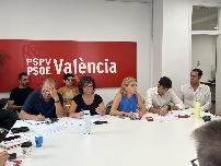 Bernabé se afana en escenificar su control sobre el grupo municipal del PSPV en València