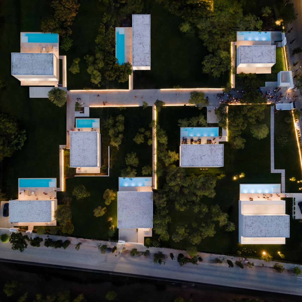 Showroom NIU Houses diseñado por Fran Silvestre Arquitectos en Godella.