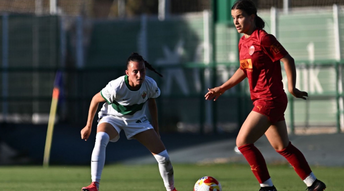 El Valencia CF Femenino supera la primera eliminatoria de la Copa venciendo al Elche (0-2)