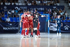 ElPozo endereza el rumbo ganando en Alzira con goles de Rafa Santos, Álex García y Dener Rodrigo