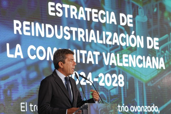 El Consell anuncia que destinará 2.000 millones de euros en 4 años a impulsar la industria valenciana
