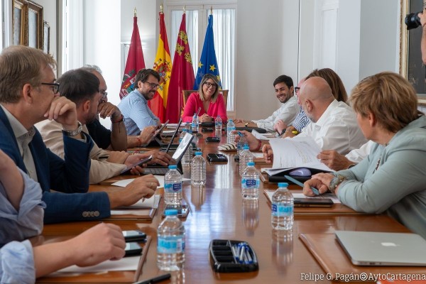 Cartagena aprueba 92.000 euros en medidas para educación, juventud, conciliación y acción social